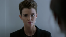 蝙蝠女侠女演员 Ruby Rose 透露她退出该剧的原因